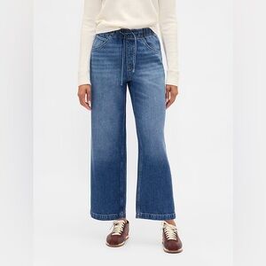 NWT! GAP Medium Indigo Low Slung UltraSoft Relaxed Crop Jeans - XXS #865122 🩷